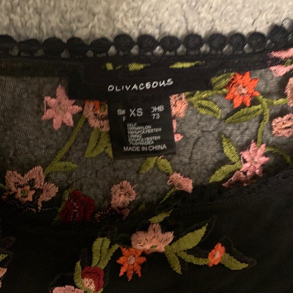 Black embroidered dress - Picture 2 of 4